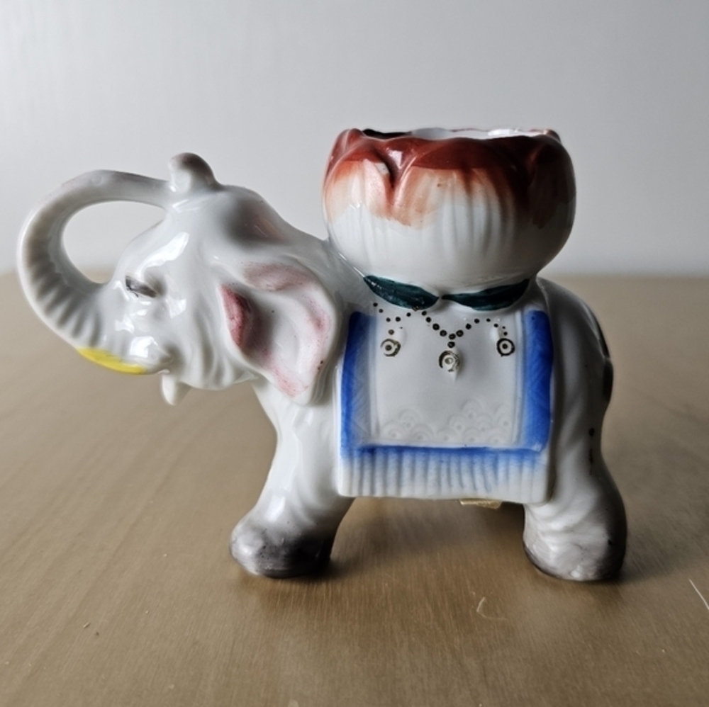 Vintage Occupied Japan Lucky Elephant With Lotus Basket